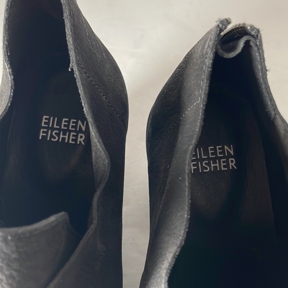 7.5 EILEEN FISHER SHOE BOOTS Black Suede Cross Strap Back Zip Block Heel Booties - Picture 9 of 14